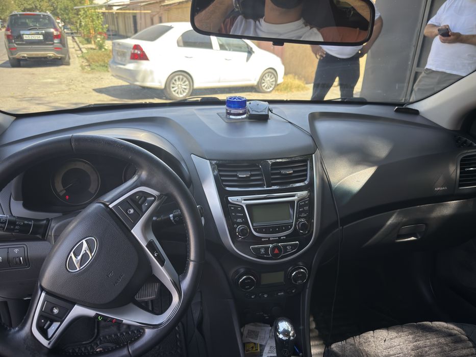 Hyundai Accent avtoma