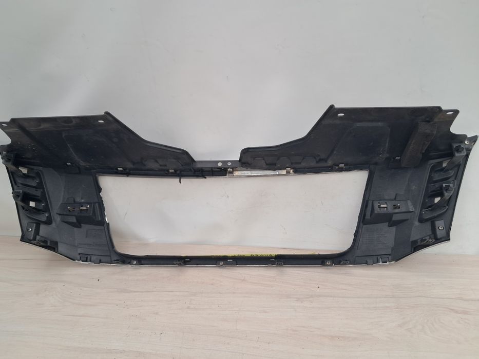 Грил решетка Nissan Navara 2013/2019г