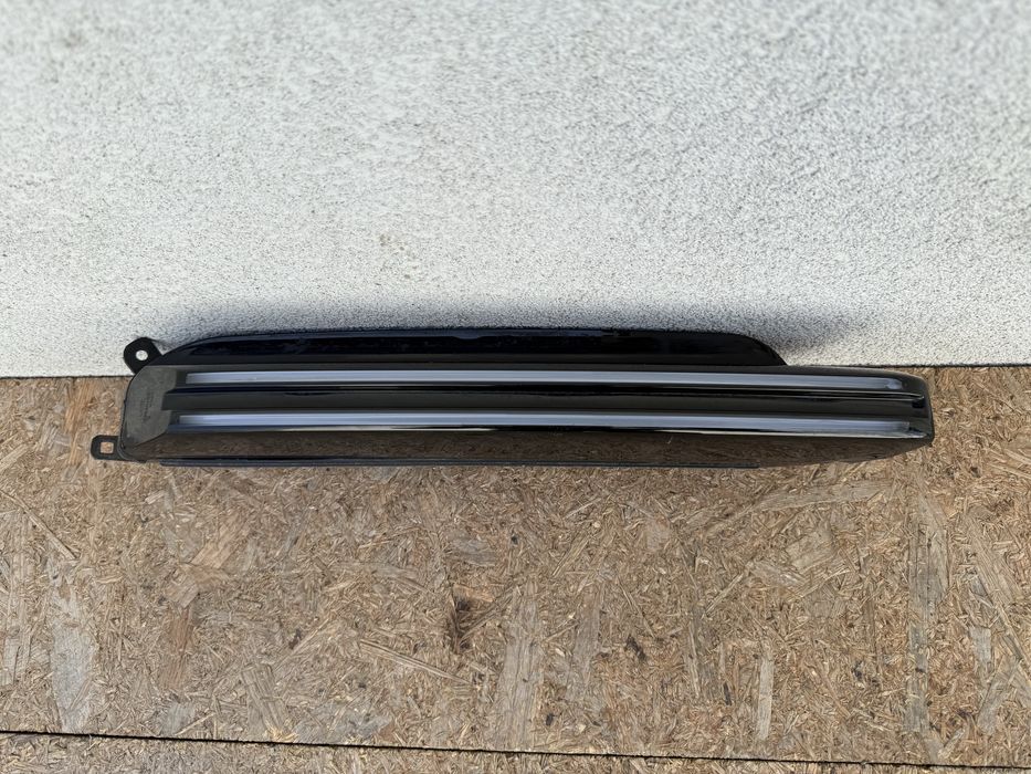 Proiector DRL Daylight Semnalizare dreapta Porsche Cayenne 9Y Turbo