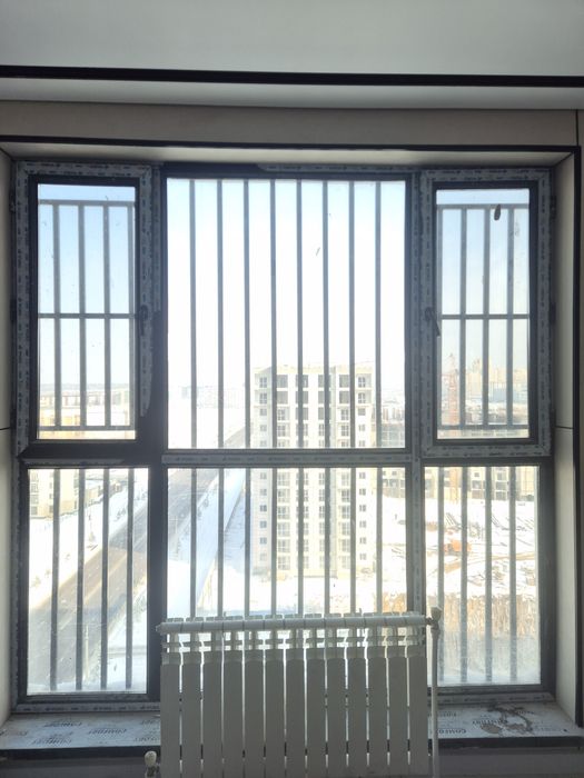 Решетки от выпадения детей!