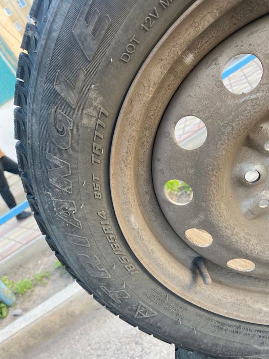 Липучка R14 новые