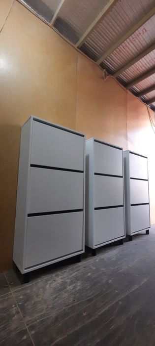 Продам обувницы.