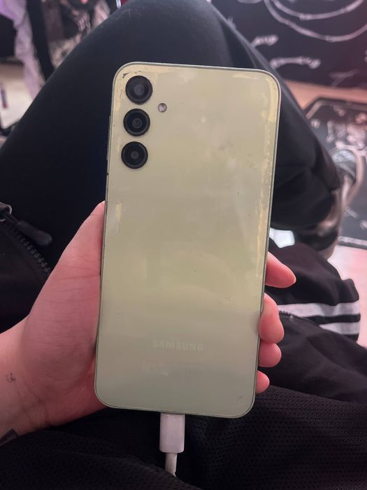 Samsung a24 128гб памяти