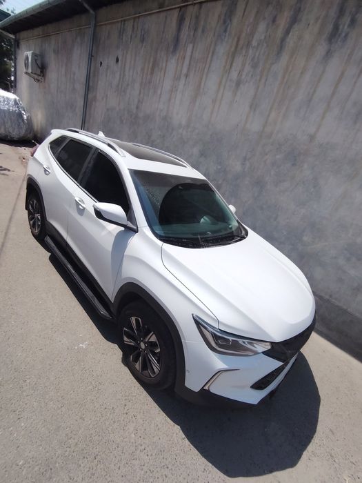 Tracker 2  premier plus 2025