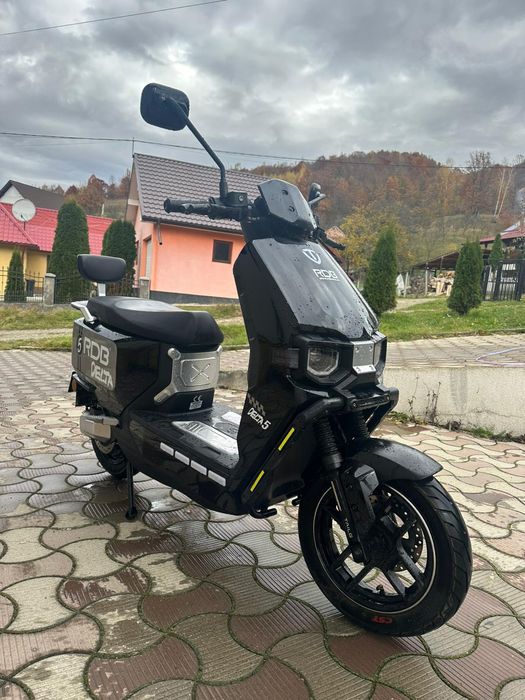 Vănd scuter electric RDB Delta(ca nou)