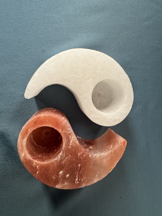 Свещник Ин-Ян от хималайска сол