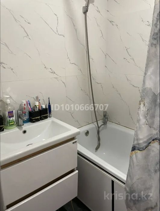 Продам 2 комн. Квартиру