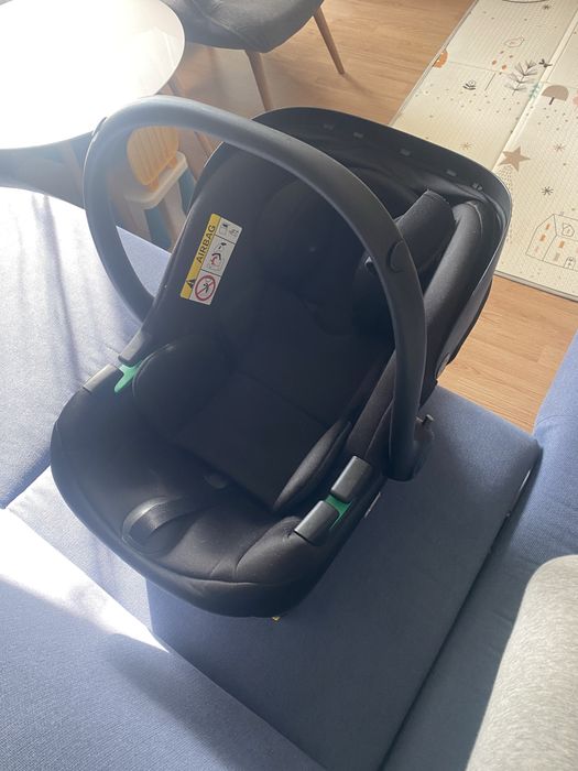 Кошница/столче за кола за бебе Kikka Boo с ISOFIX