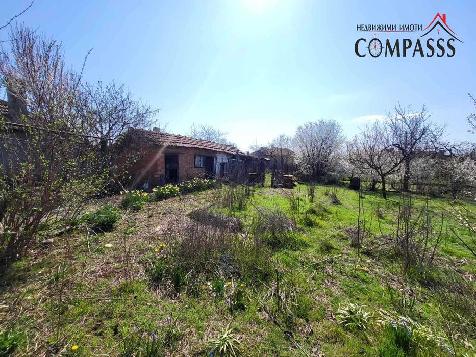 Къща-ЦЕНТЪР, гр. Ген. Тошево - 65000евро!