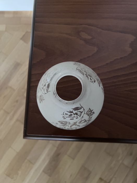 Продам люстру в отличном состоянии