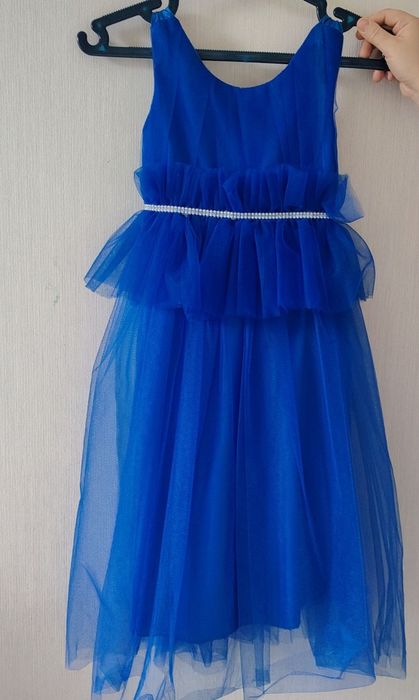 Продается детское платье.