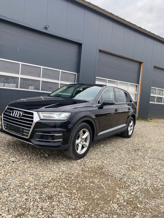 Vand sau schimb sudi q7