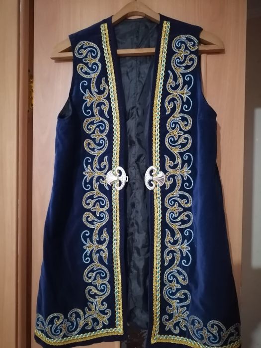 Продам женский камзол