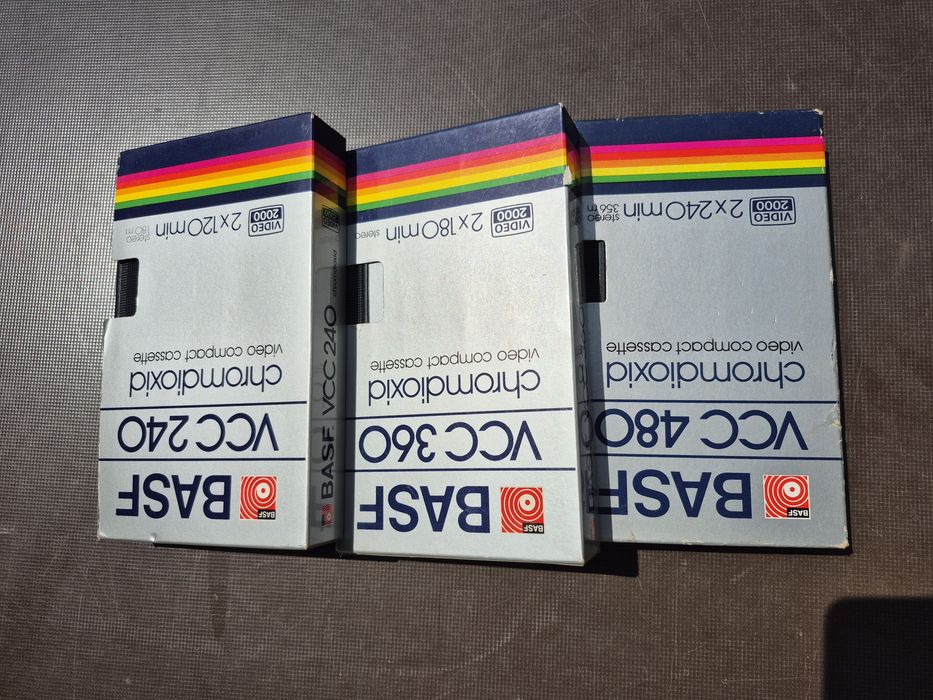 Vând Lot 3 casete video VCC originale Basf de 240-360-480 minute ,2xh,2x3h,2x4h,colectie de filme diferite