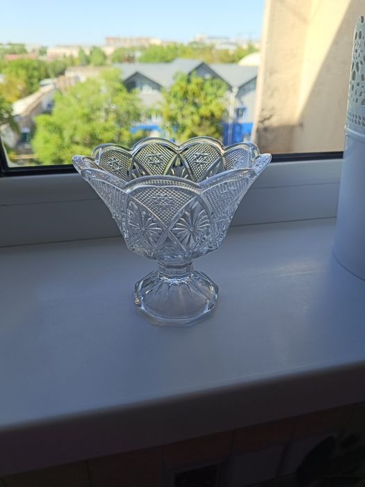 Продам красивые вазочки