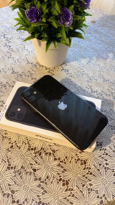iPHONE 11 в Добро състояние