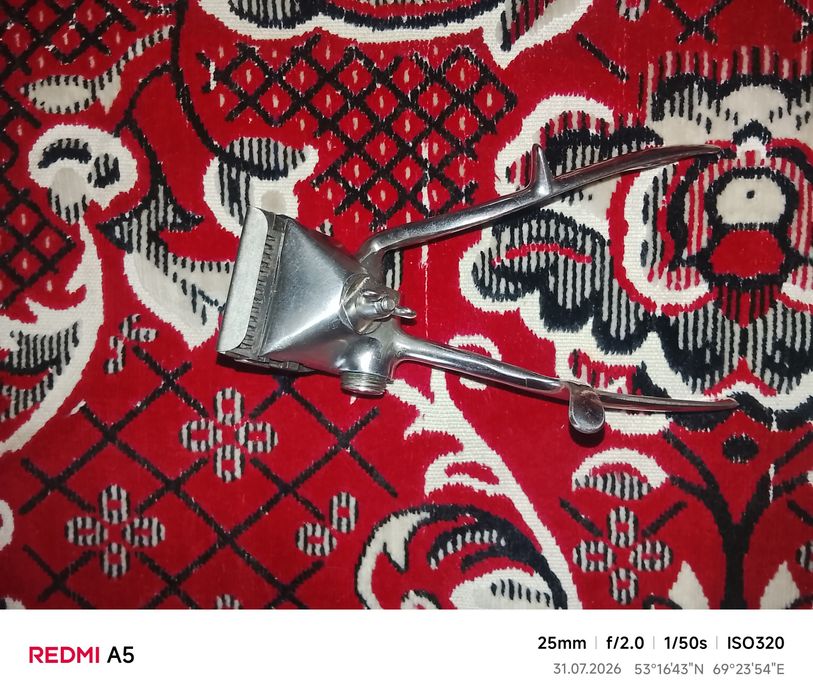 Продам машинку для стрижки волос