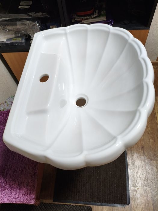 Раковина тюльпан в ванную