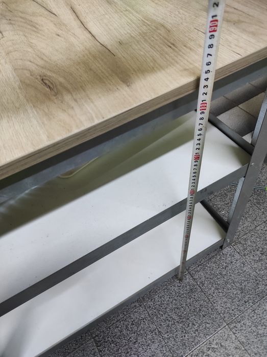 Плотове , работни маси и столове