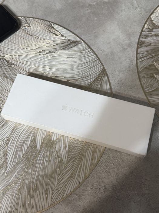 Продам абсолютно новые apple watch 11