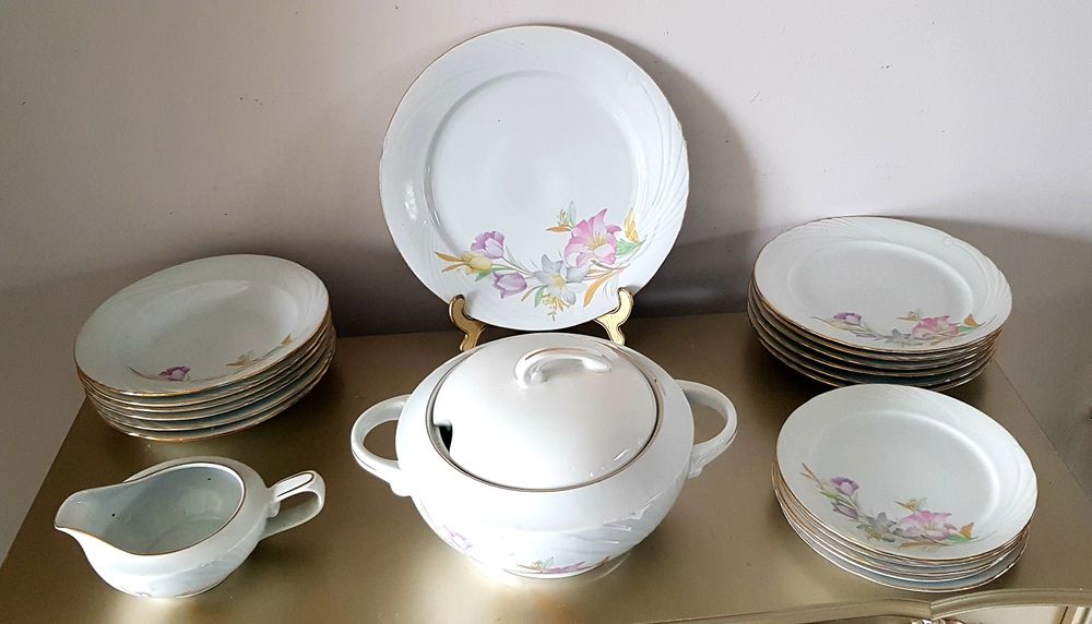 Set de masă 6 persoane din porțelan Iris Cluj