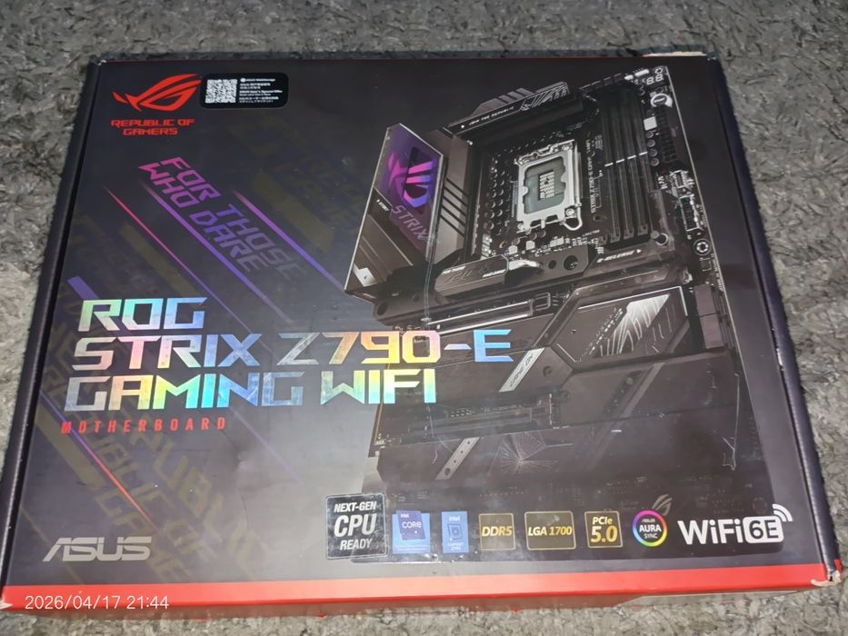 Placa de baza z790 Asus Rog strix egaming wifi defectă!