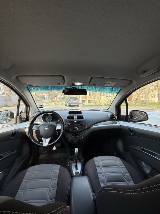 Продаётся Chevrolet Spark AT