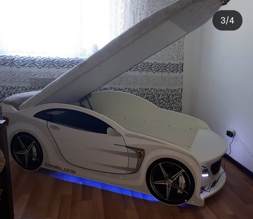 Кровать-машинка с ящиком