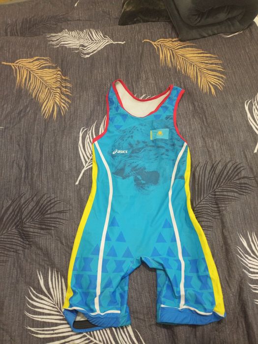 Продаю борцовки новый