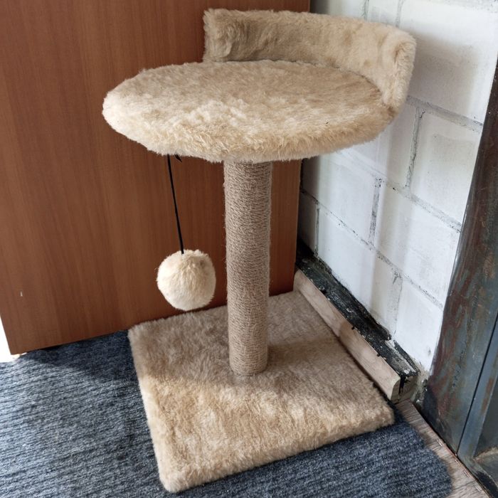 Царапка для кошек б/у