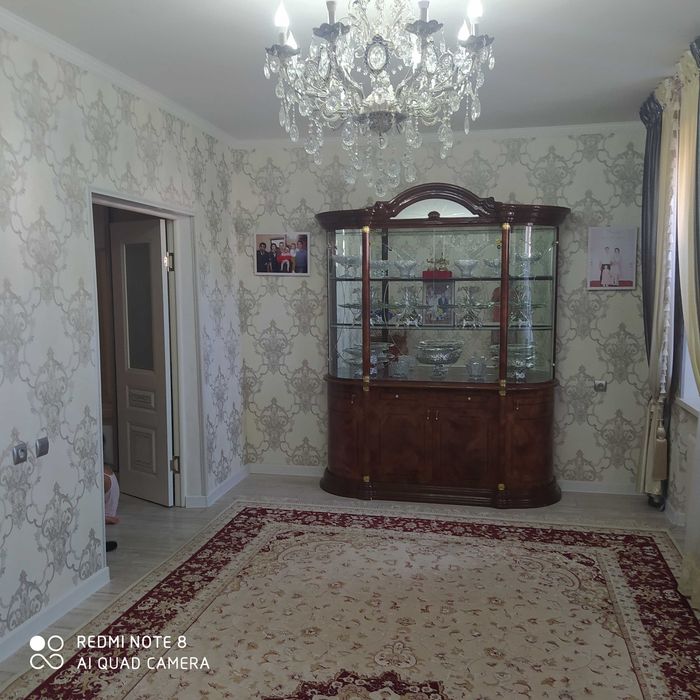 люстра 8 лампалы