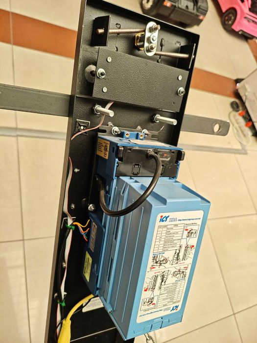 Automat de schimbat bani / Automat de jetoane (Token Changer) – FISCALIZAT