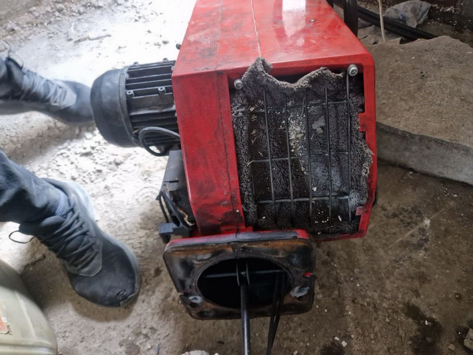 Vând arzator pe motorina