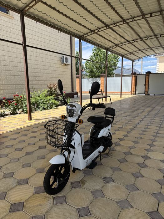 Электроскутер Amanat X5