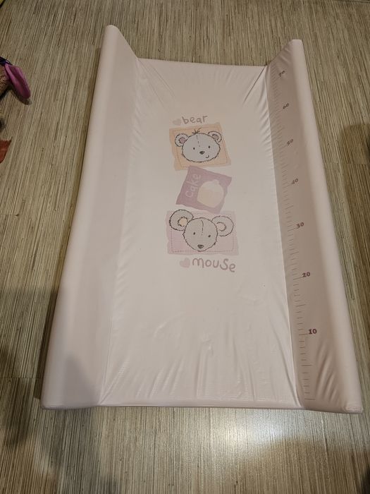 Бебешка вана за къпане и повивалник