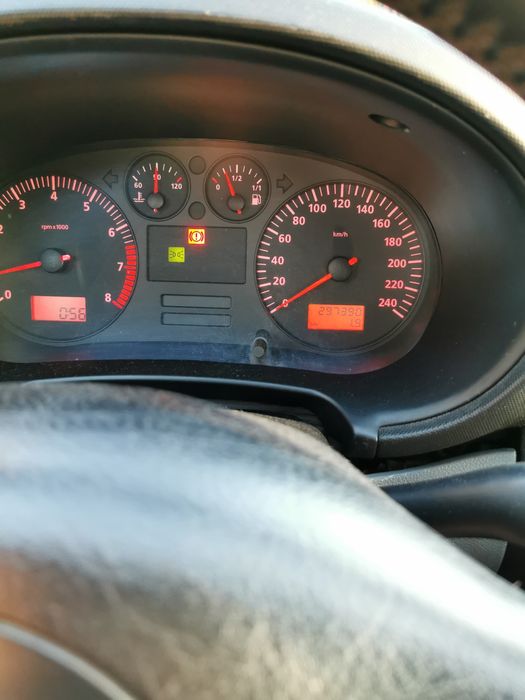 Seat Toledo II, 2001 (1M2) 1.6 16V 105 CP