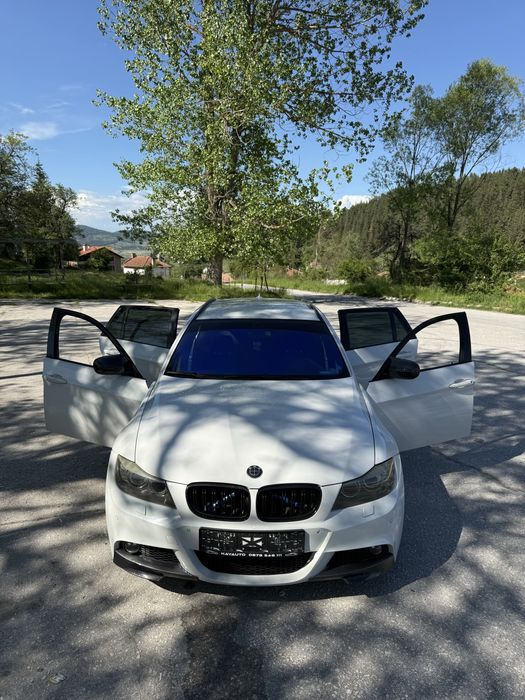 BMW 330xd намира се във велинград!