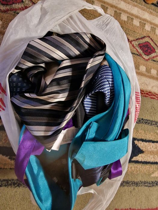 Галстуки мужские