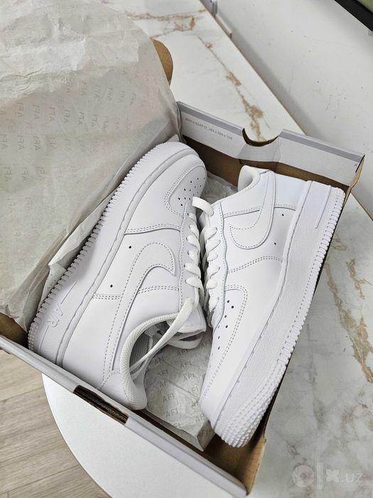 Кроссовки белые nike оригинал с США