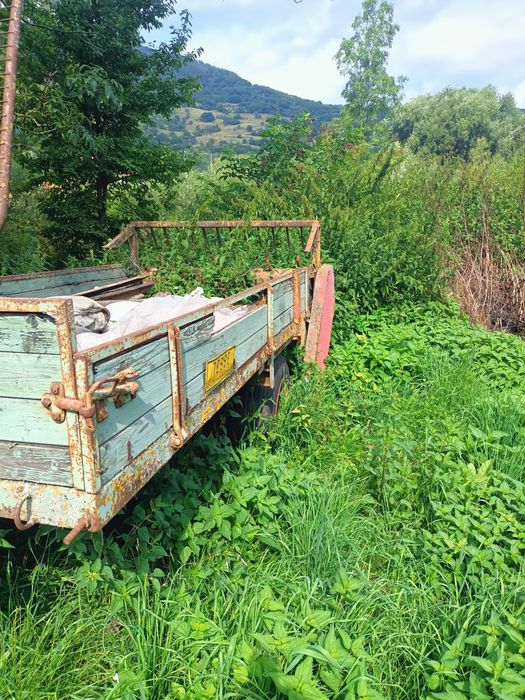Vand remorca si remorca MIG dupa tractor
