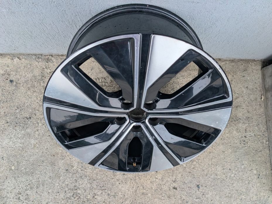1x Janta SPATE 5 spite 19" POLESTAR 1 2 3 Volvo XC40 C40 - 32327782