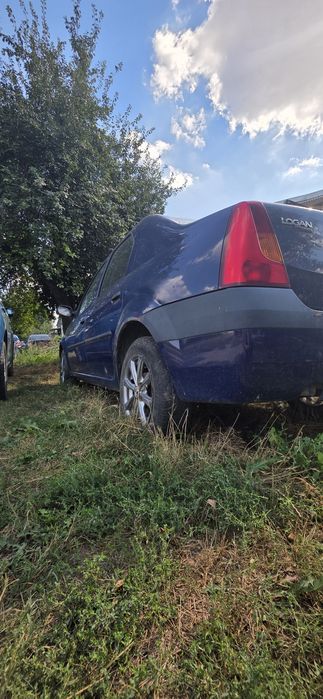 Dacia Logan 1.6 pentru dezmembrat