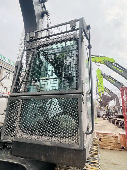 Экскаватор Zoomlion ZE215E