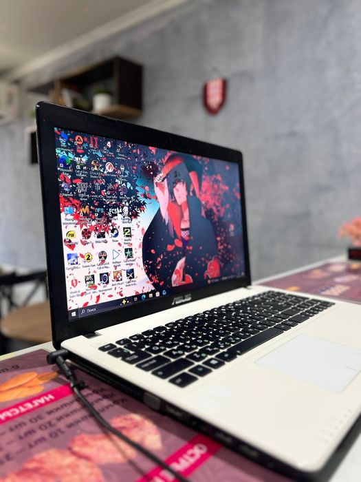 Ноутбук  сатылады