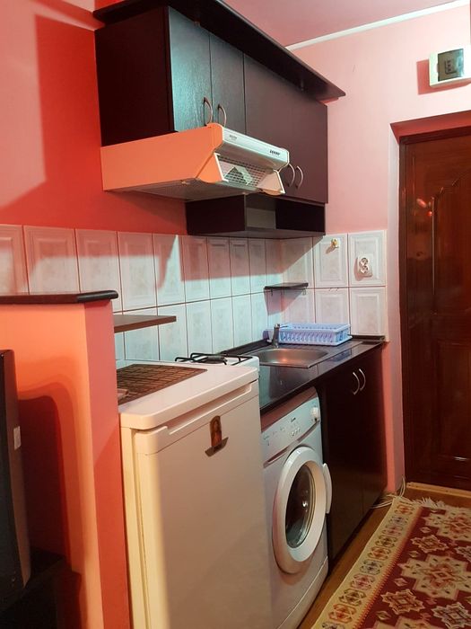 Inchiriez garsoniera ín Rogerius