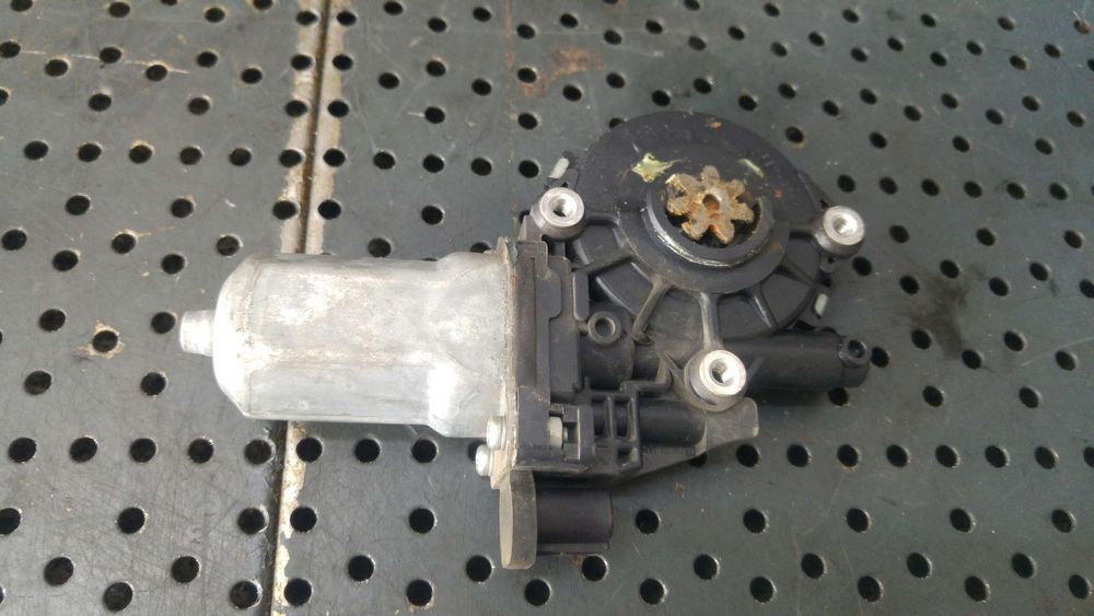 Motoras macara stanga fata fiat sedici 189