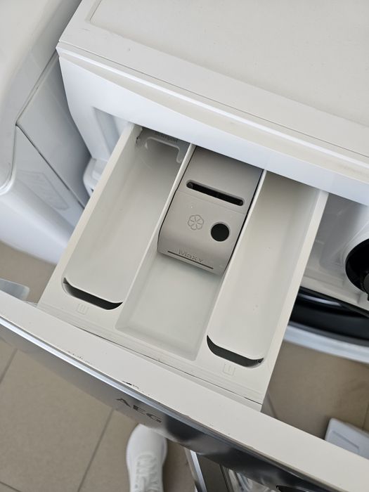 Пералня AEG 8000 Series