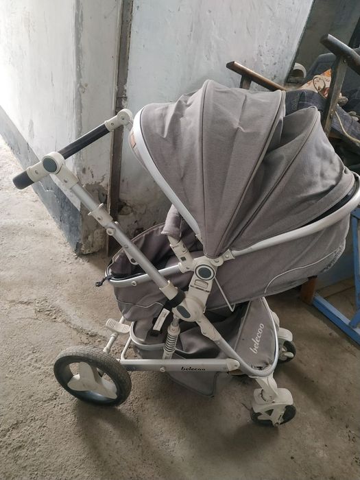 Продам детскую коляску