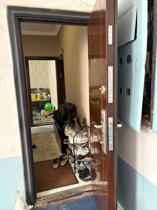 Сергели 2 х комнатная 4 ый этаж 5 этажка ремонтом локация хорошая