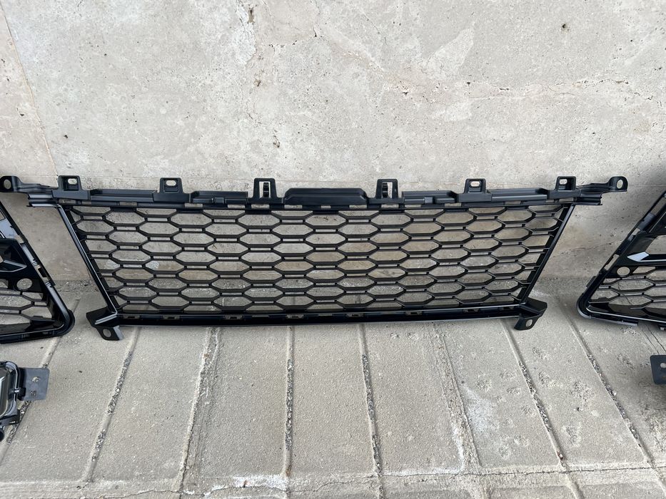 Bmw g 20 решетка халогени праг остатъчни части